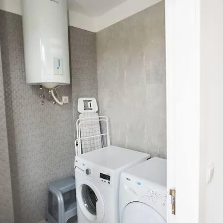 So Family פורטו